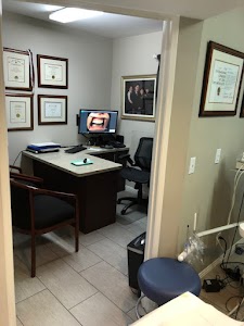 Dental Implant Surgeon, La Crescenta, CA | Dr. Robert Thein DDS place picture